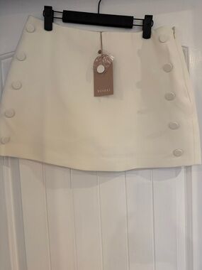 Meshki White Button-Accent Mini Skirt size L